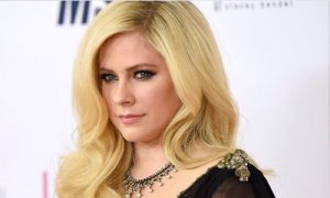 Avril Lavigne religion political views beliefs hobbies dating secrets